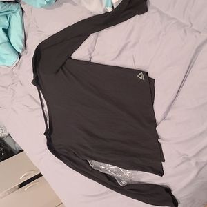 ❤️10/$40 Nwot reebok supremium long sleeved top